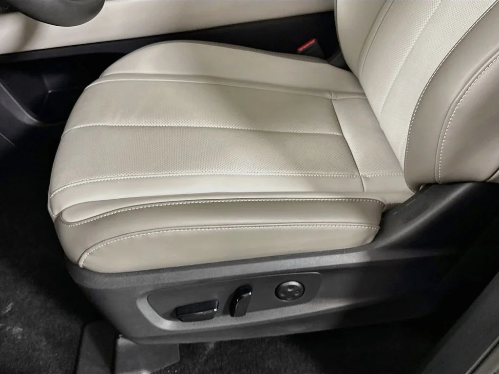 Certified Used 2026 Black INFINITI PURE image 26