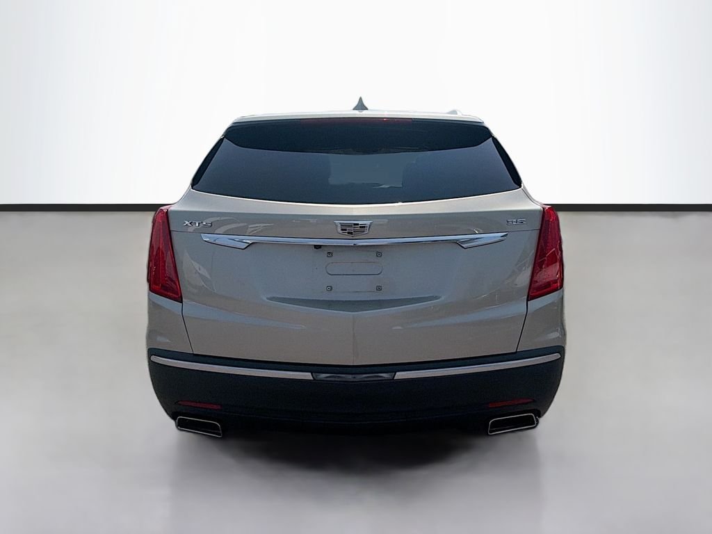 Used 2017 Silver Cadillac Luxury image 6