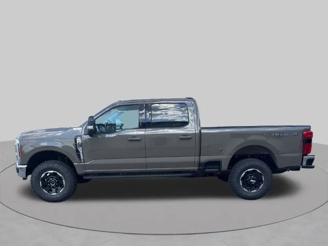 New 2027 Marsh Gray Metallic Ford F-250® XLT image 2
