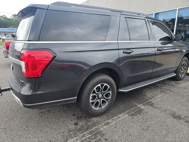 Used 2023 Gray Ford XLT image 9
