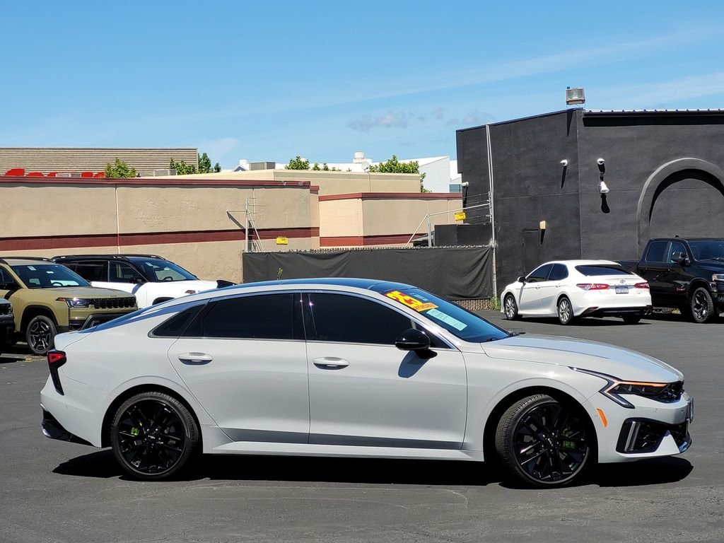 Used 2025 Gray Kia GT image 3