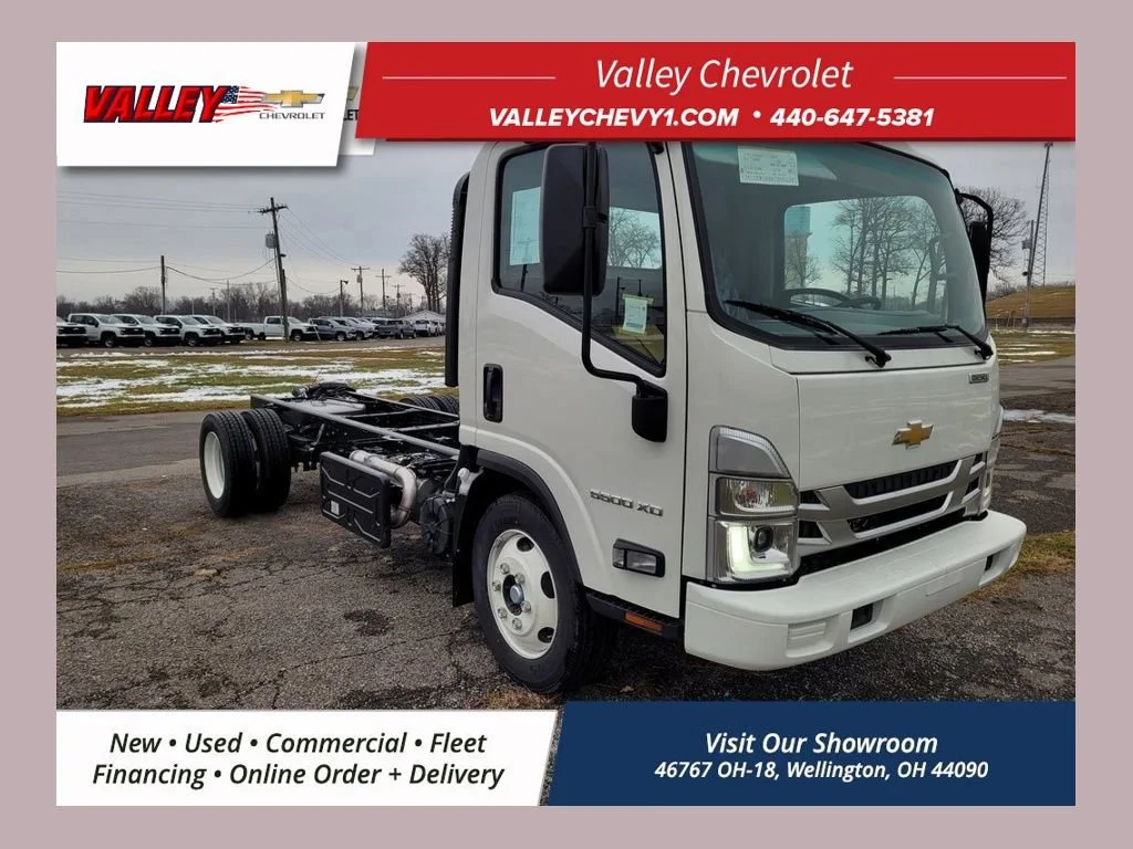 2024 Chevrolet Low Cab Forward's photo