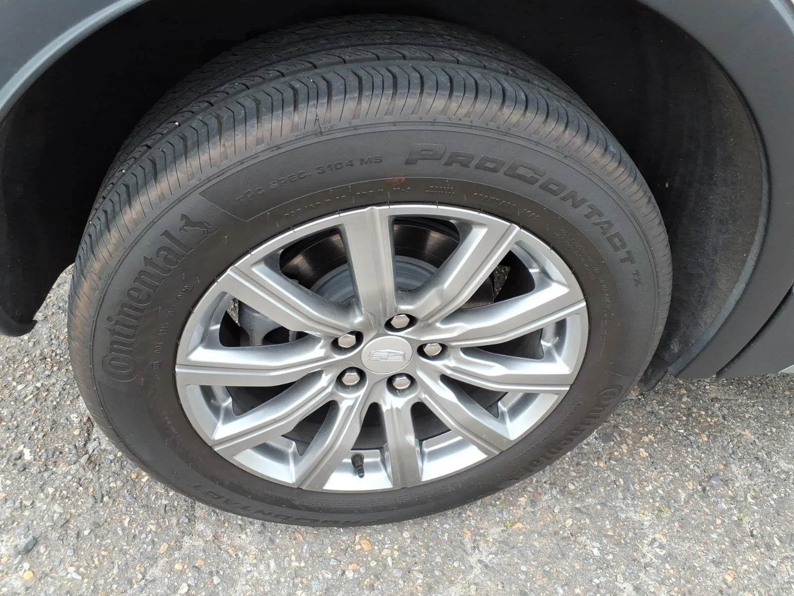 Used 2020  CADILLAC PREMLUXU image 8