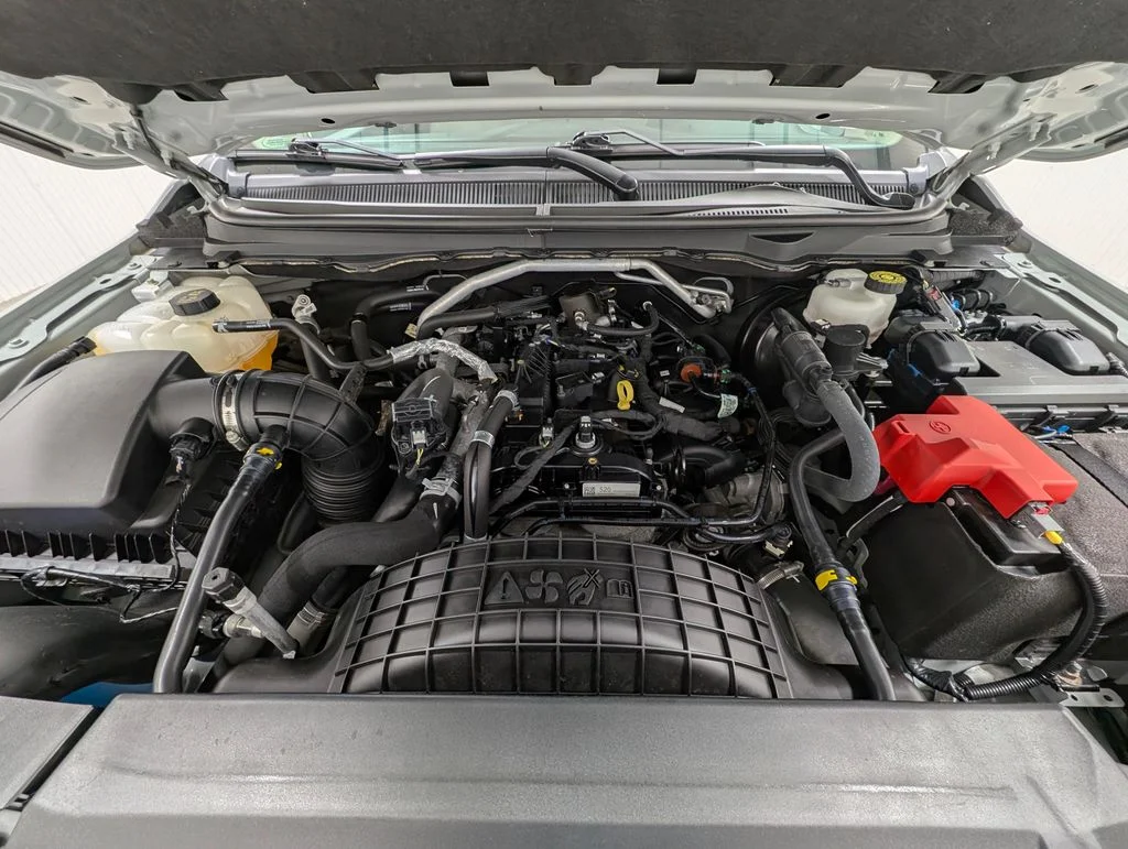 Certified Used 2022 Cactus Green / Gray Ford Lariat image 30