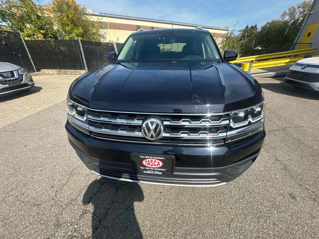 Used 2019 Black Volkswagen 3.6L V6 SE image 7