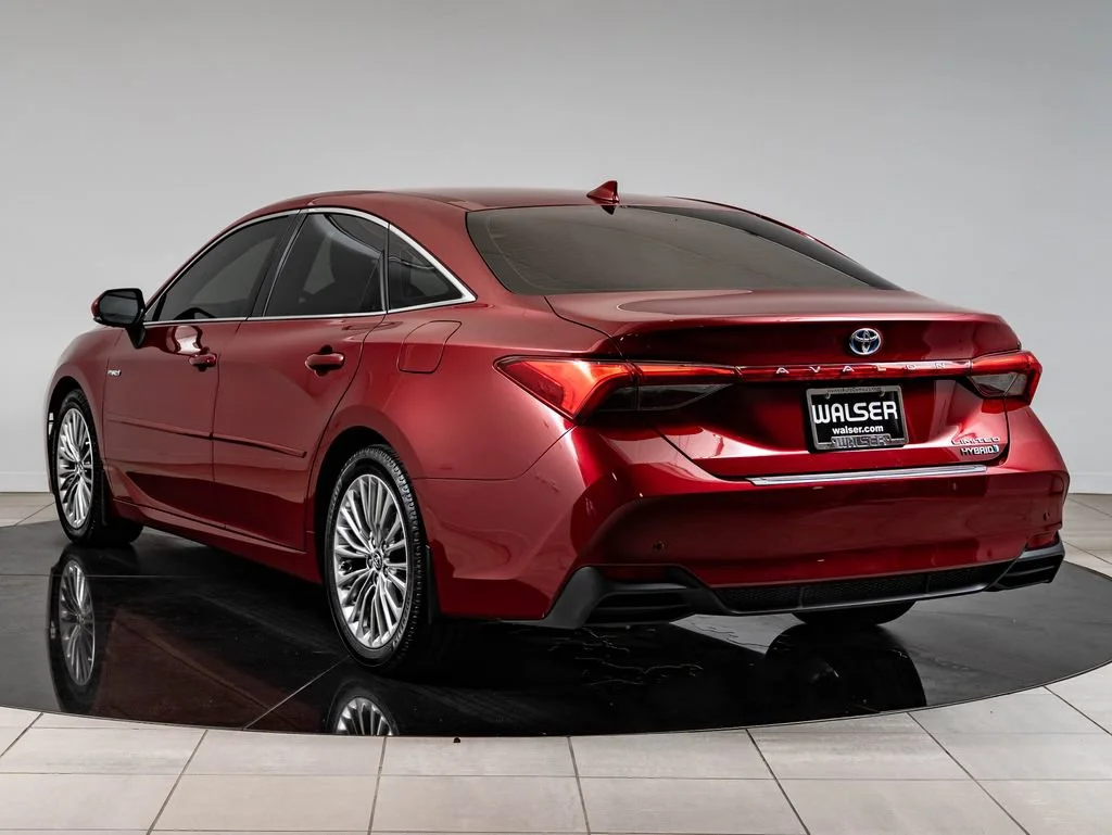 Used 2020 Ruby Flare Pearl Toyota Limited image 6
