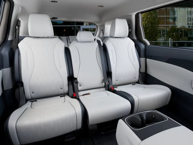 New 2026 White Kia EX image 16