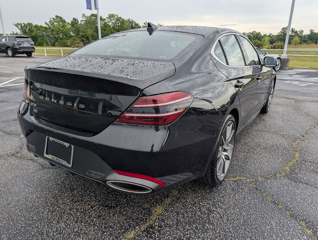 Used 2026 Black Genesis 2.5T image 5