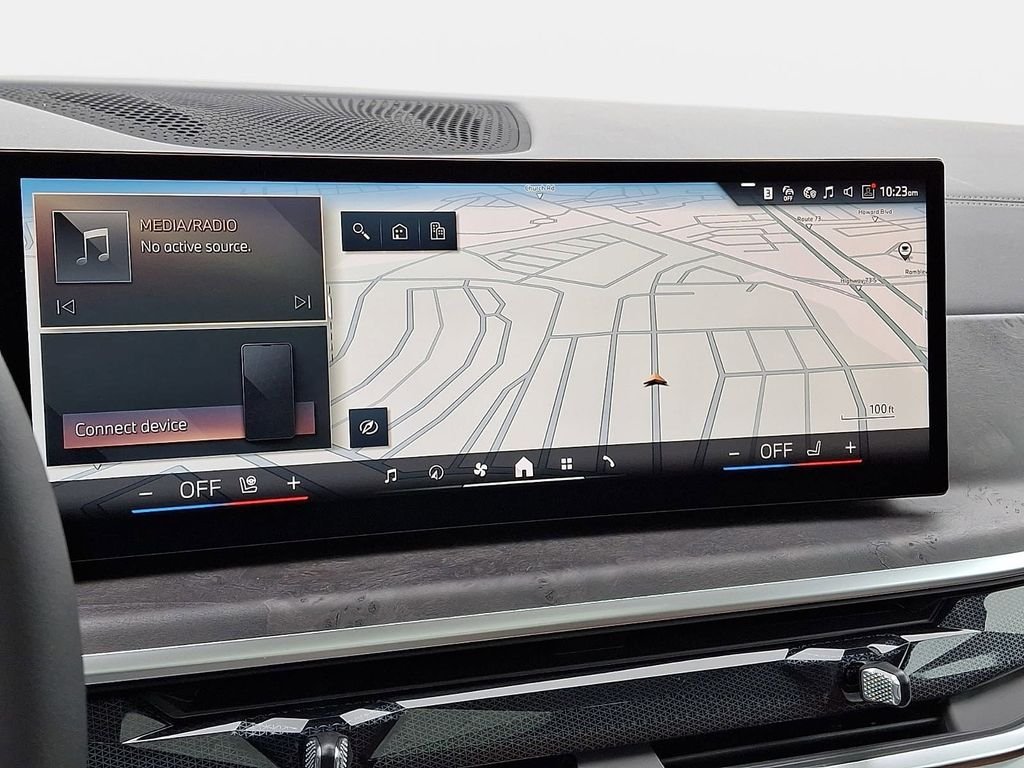 New 2026 Alpine White BMW xDrive40i image 15