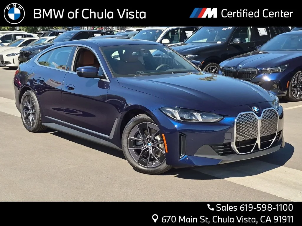 New 2026 Blue BMW eDrive40 image 1