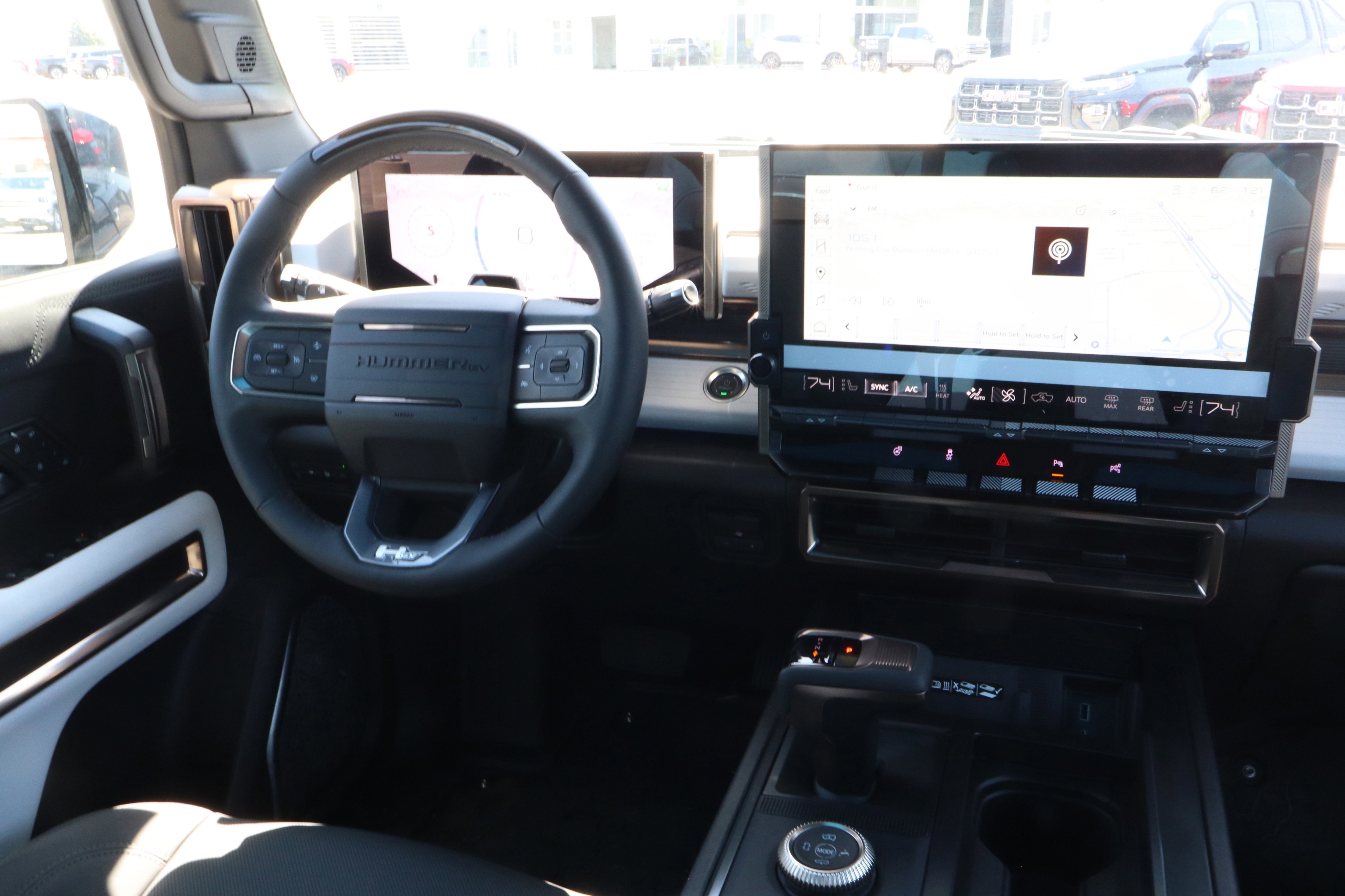 2025 GMC HUMMER EV 3X - Photo 10