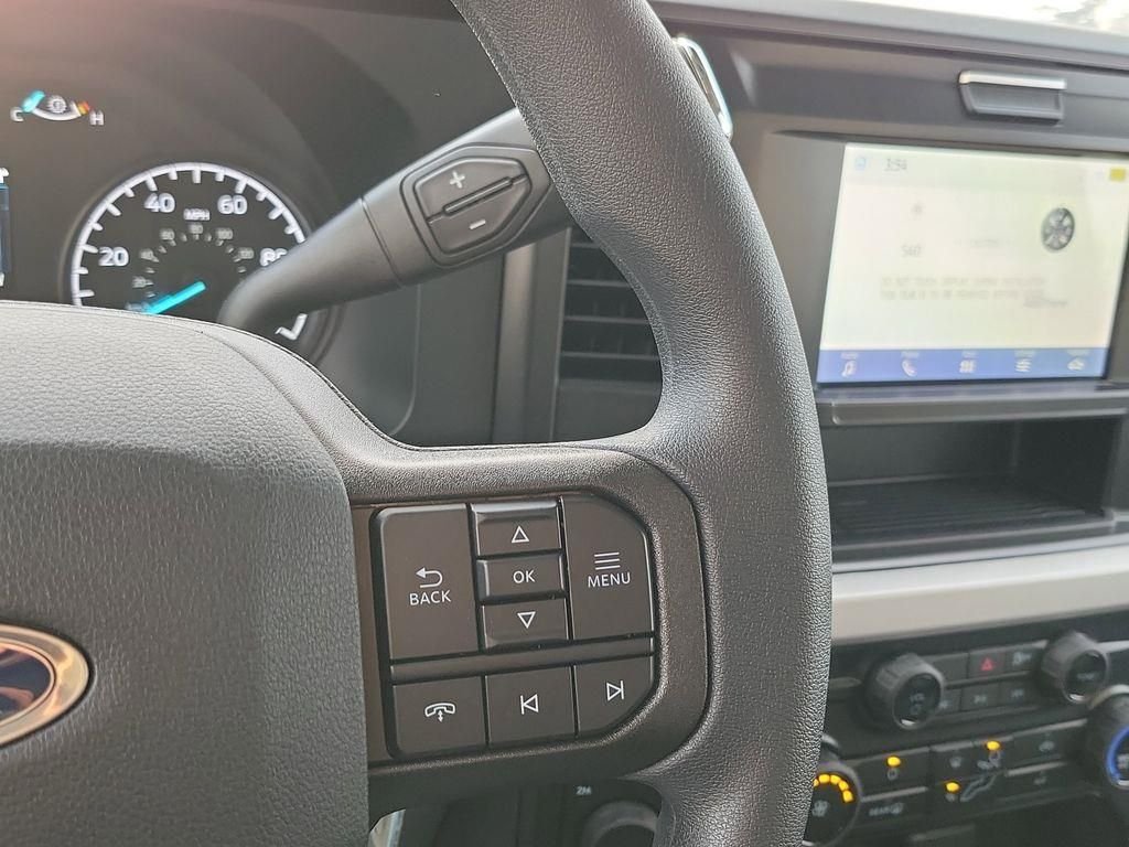 New 2026 Oxford White Ford F-250® XL image 18