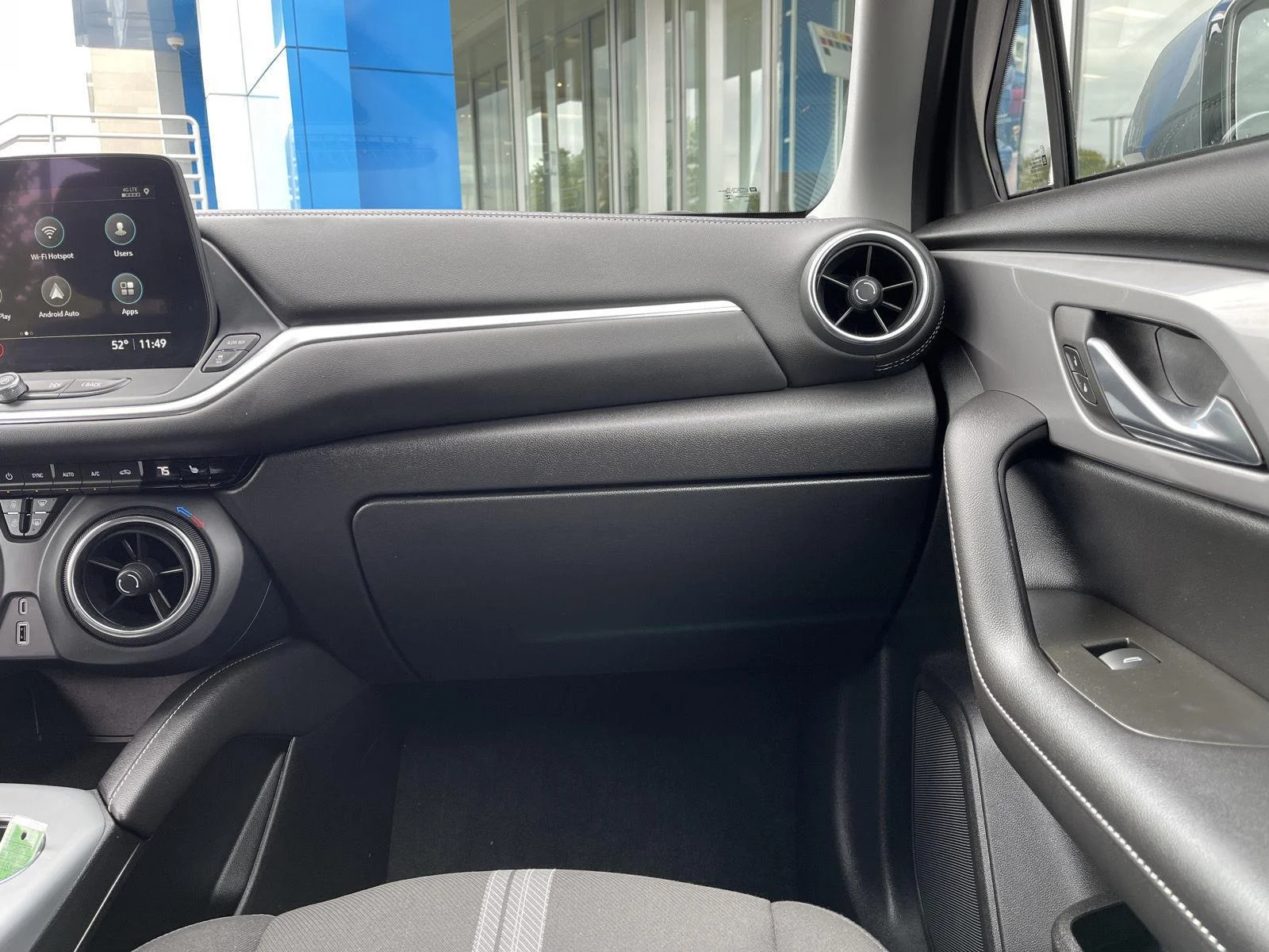 Used 2024 Sterling Gray Metallic Chevrolet LT image 29