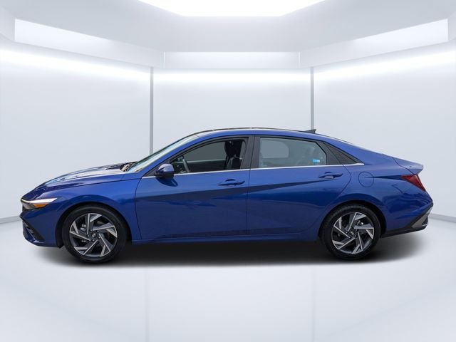 Used 2025 Blue Hyundai SEL Convenience image 7