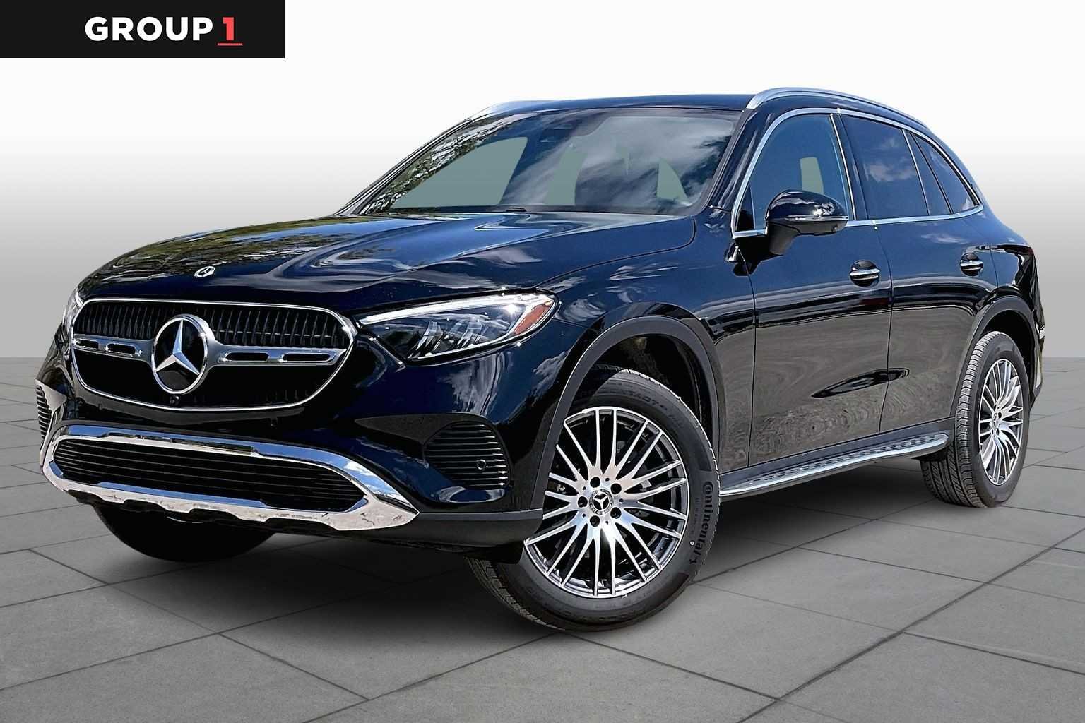 2026 Mercedes-Benz GLC GLC 300's photo