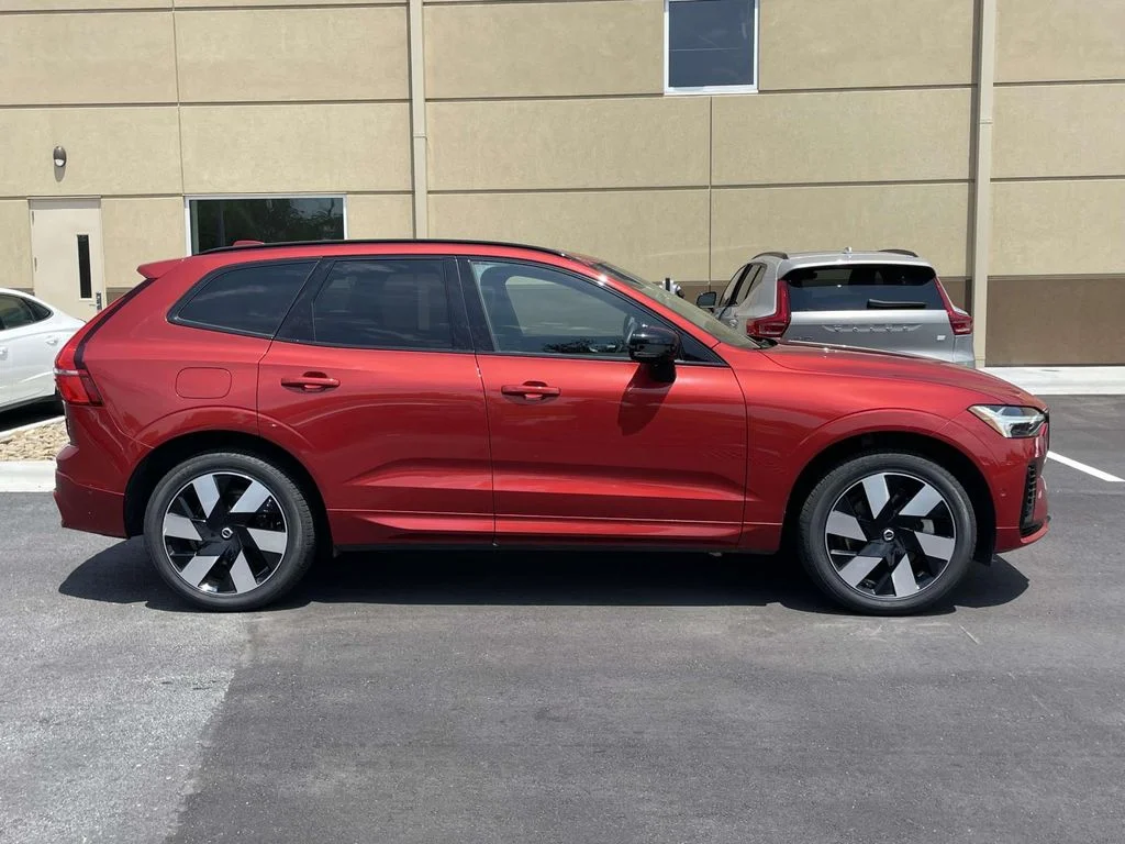 Certified Used 2024 Fusion Red Volvo Plus image 29