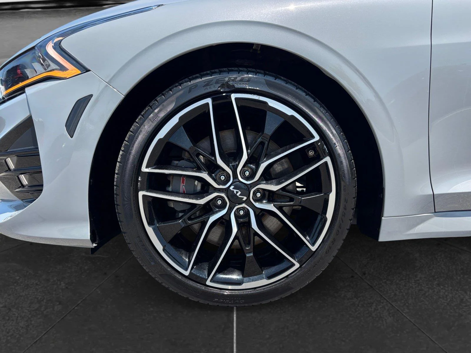 Used 2023 Wolf Gray Kia GT image 9