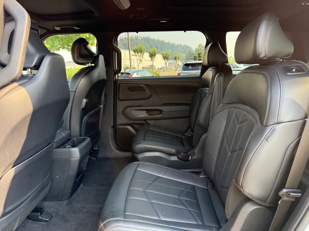 Certified Used 2027 White Kia X-Line SX image 16