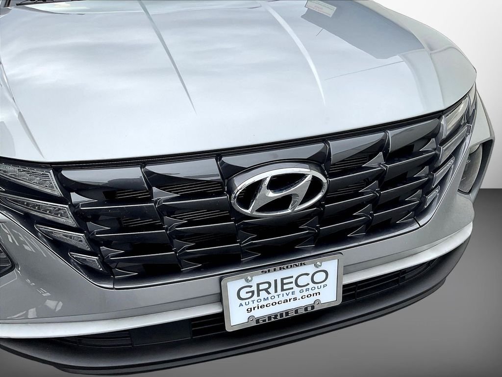 Used 2024 Silver Hyundai SEL image 33