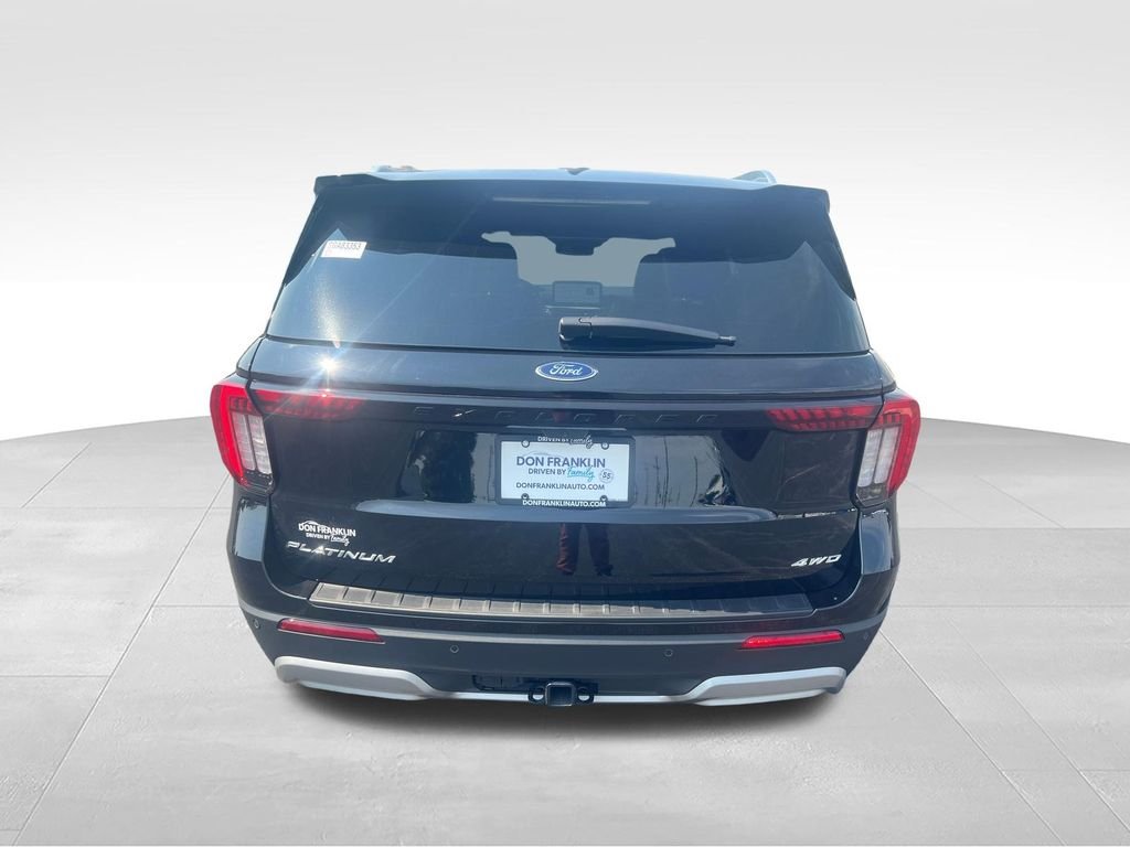 Used 2025 Black Ford Platinum image 4