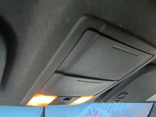 Used 2011 Black Ford Lariat image 27
