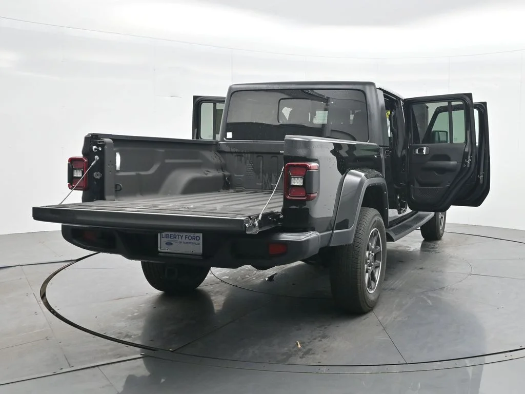 2023 Jeep Gladiator Overland - Photo 43