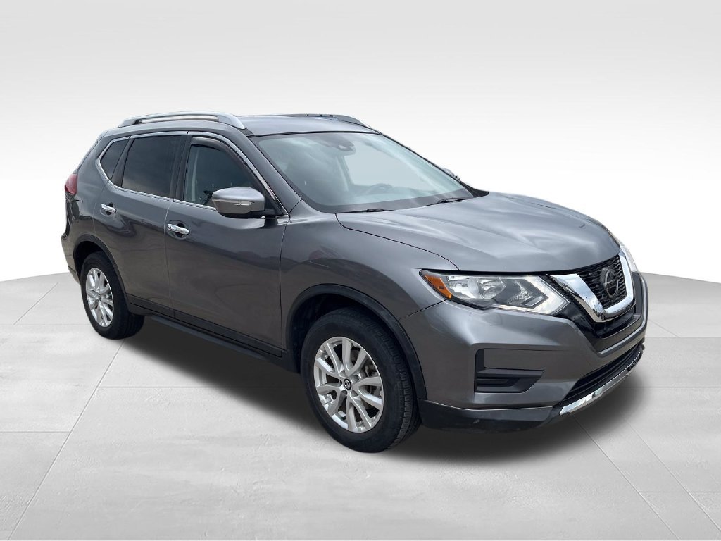 Used 2019 Gray Nissan SV image 7