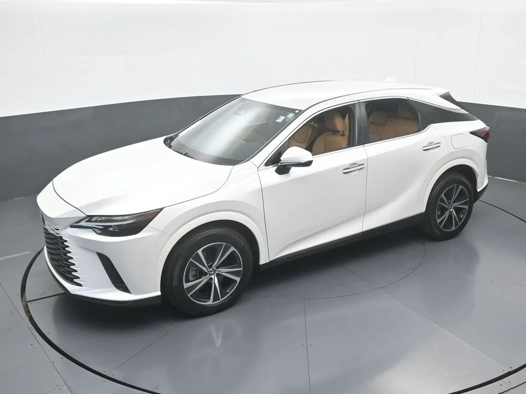 Used 2025 White Pearl Lexus 350 image 47