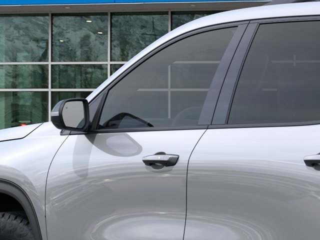 New 2027 Sterling Gray Metallic Chevrolet Z71 image 13
