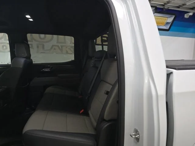 2025 Chevrolet Silverado 1500 ZR2 - Photo 10