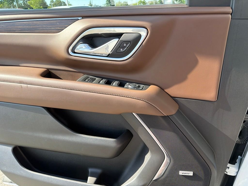 Used 2024 Beige Chevrolet High Country image 18
