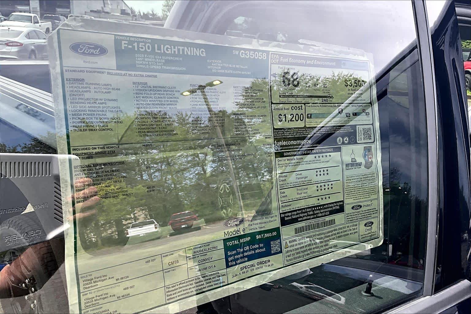 New 2025 Antimatter Blue Metallic Ford XLT image 17