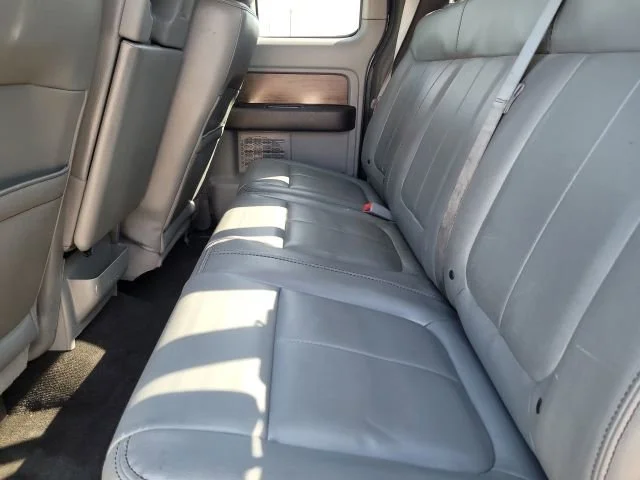 Used 2013  Ford XL image 9