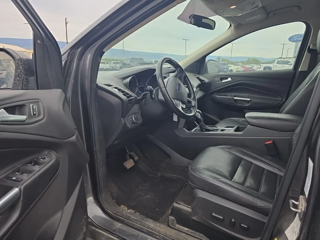 Used 2018 Magnetic Ford SEL image 12