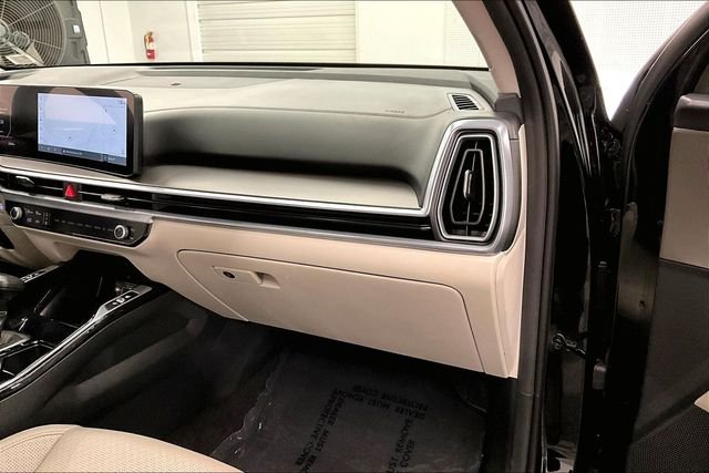 2025 Kia Sorento SX - Photo 19