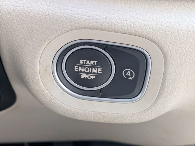 Used 2020 White Mercedes-Benz GLE 350 image 34