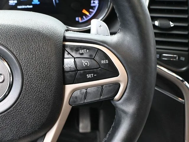 Used 2014 Black Jeep Limited image 28