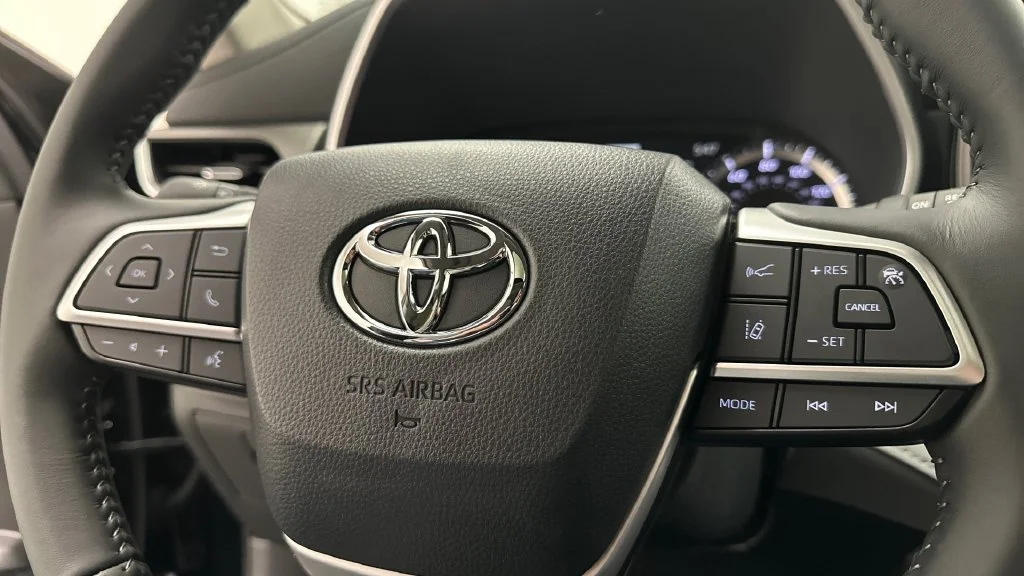 Used 2024 Black Toyota XLE image 16