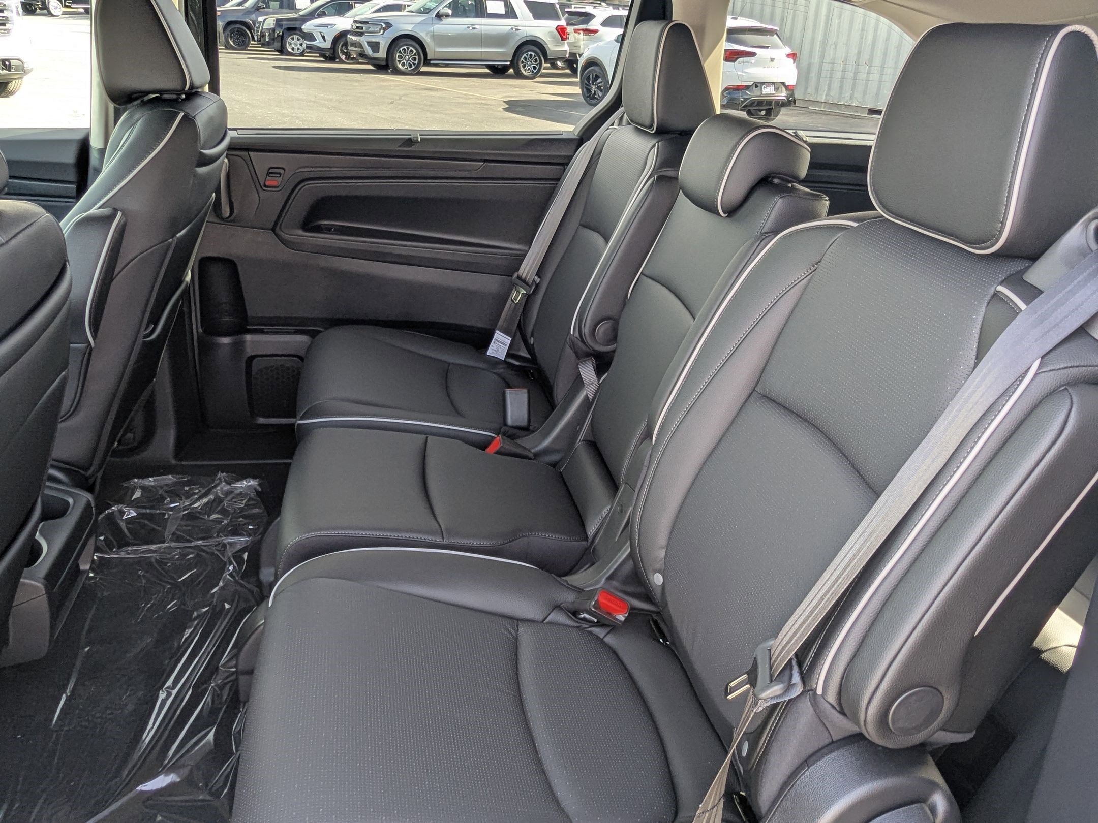 2026 Honda Odyssey Elite - Photo 16