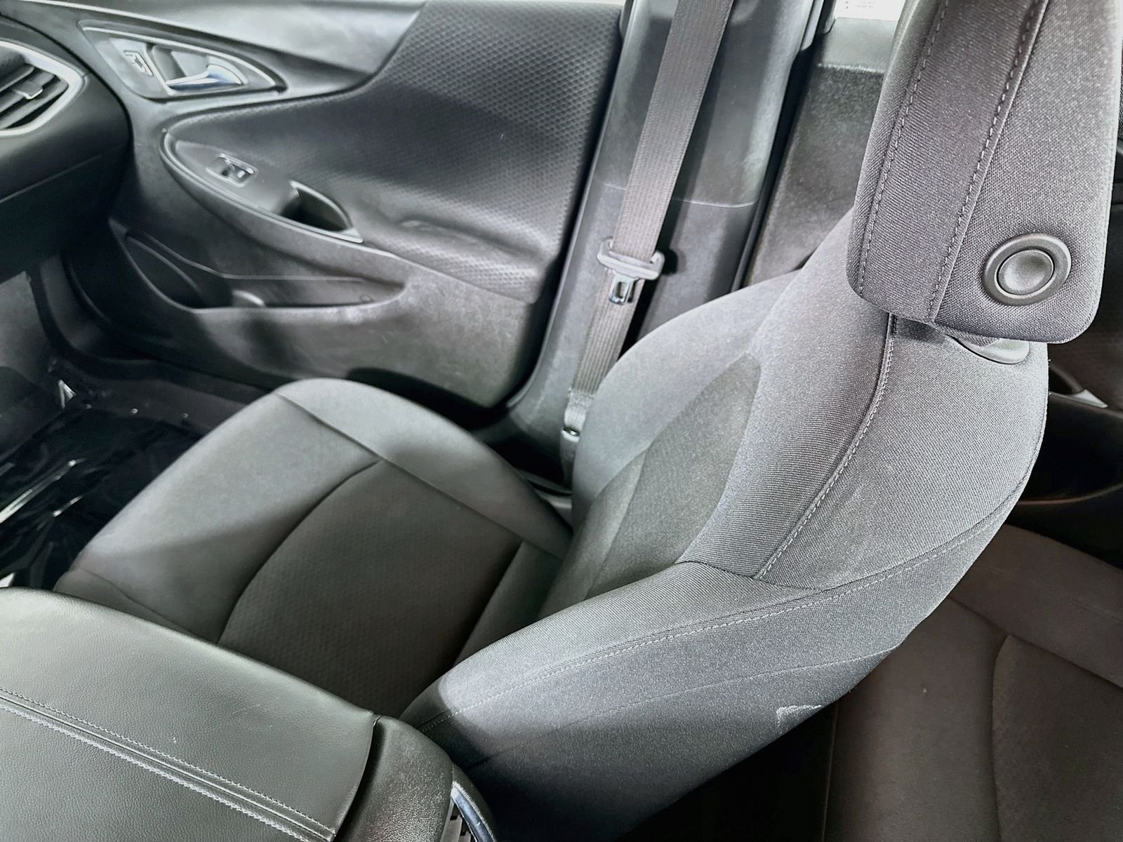 Used 2023 Sterling Gray Metallic Chevrolet LT image 24