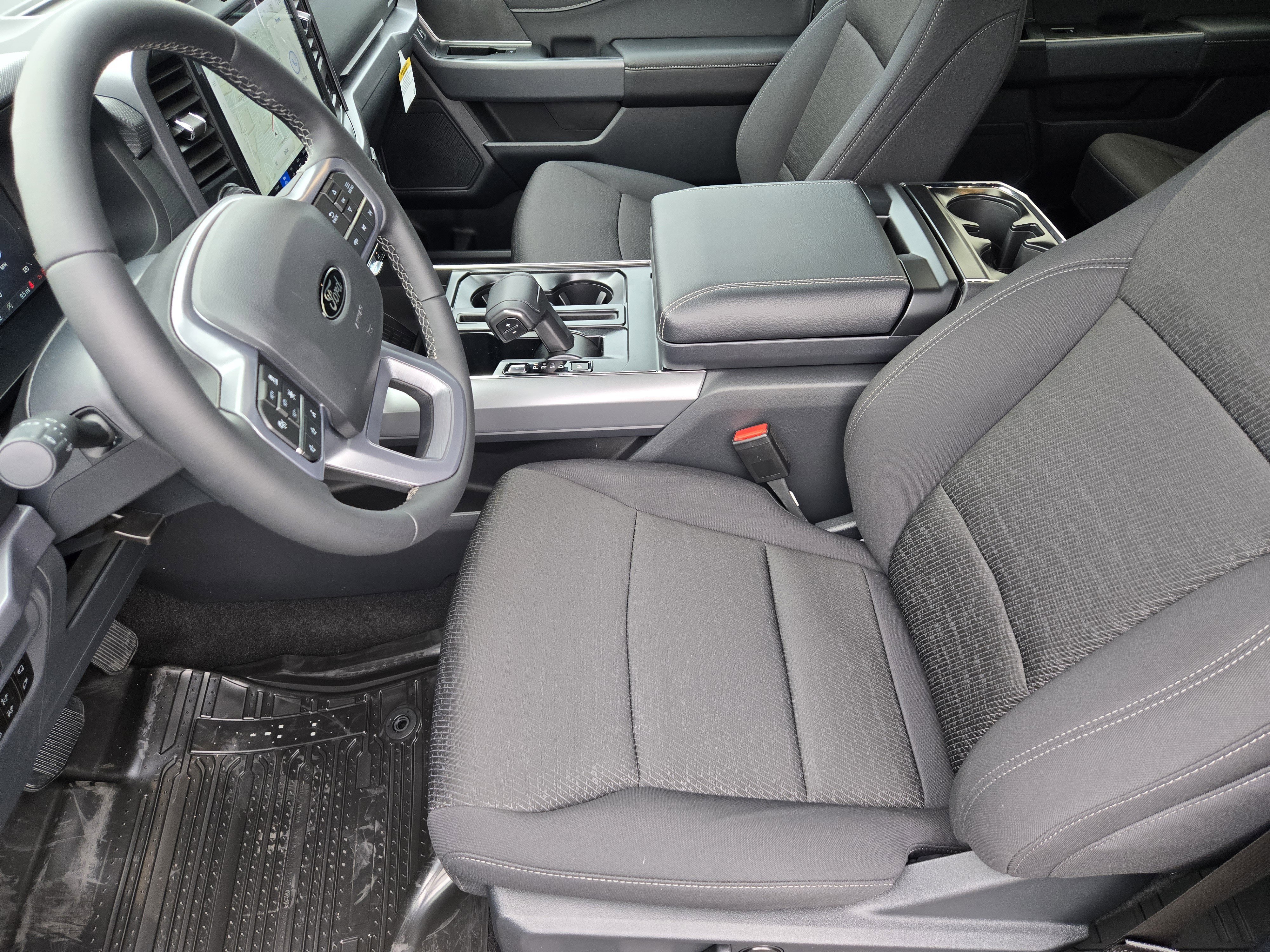 New 2026 Carbonized Gray Metallic Ford XLT image 8