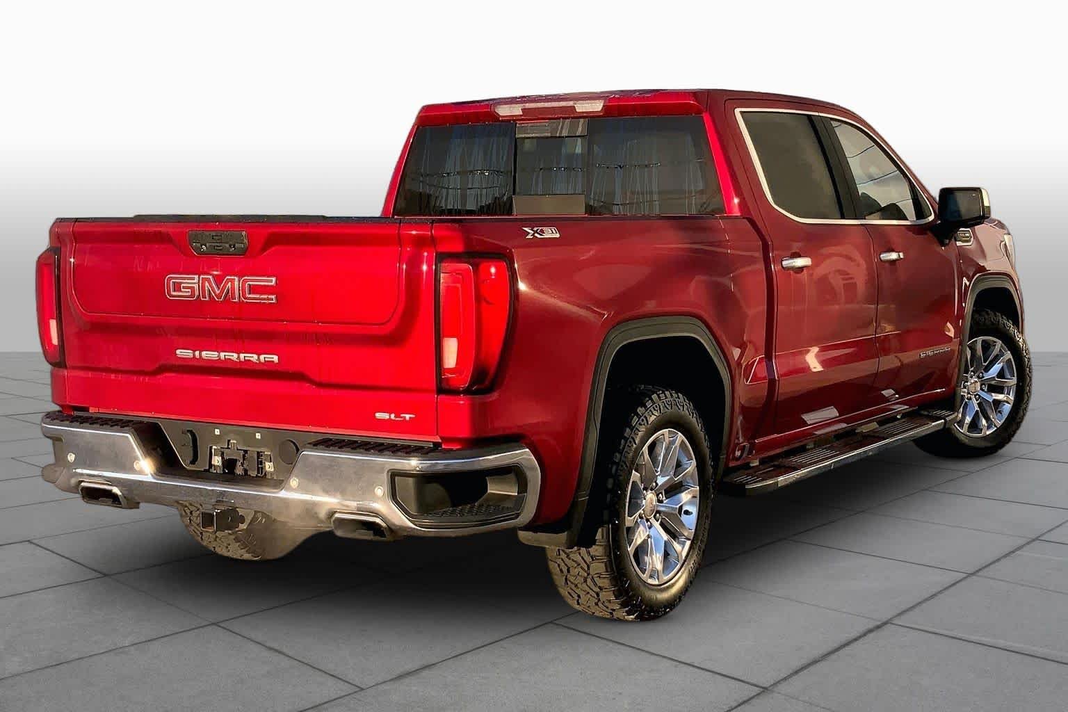 Used 2021 Cayenne Red Tintcoat GMC SLT image 12
