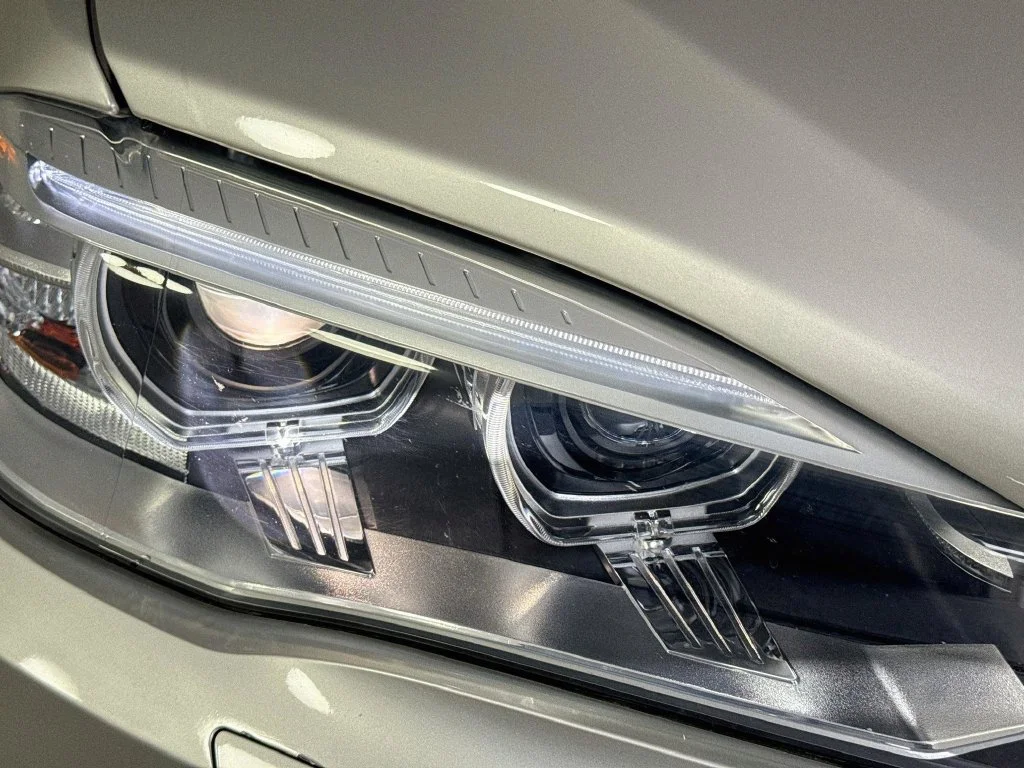 Used 2016 Mineral Silver Metallic BMW xDrive40e image 41