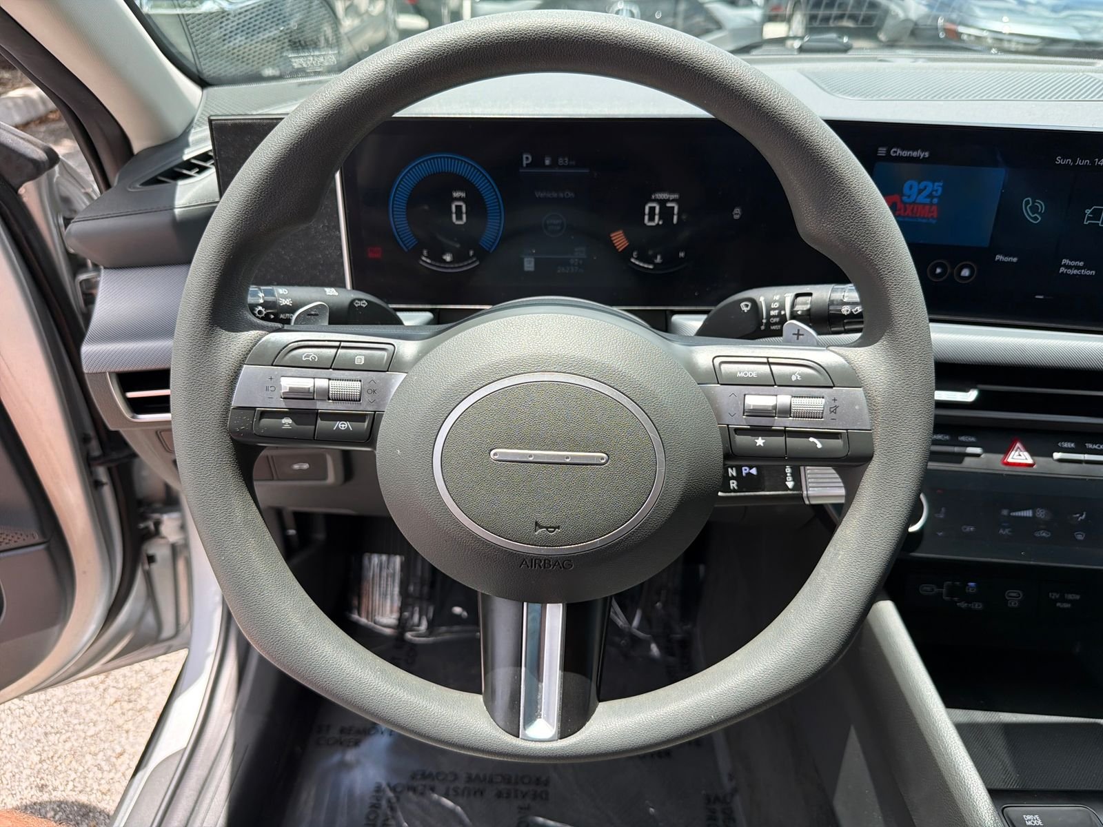 Used 2024 Silver Hyundai SEL image 13