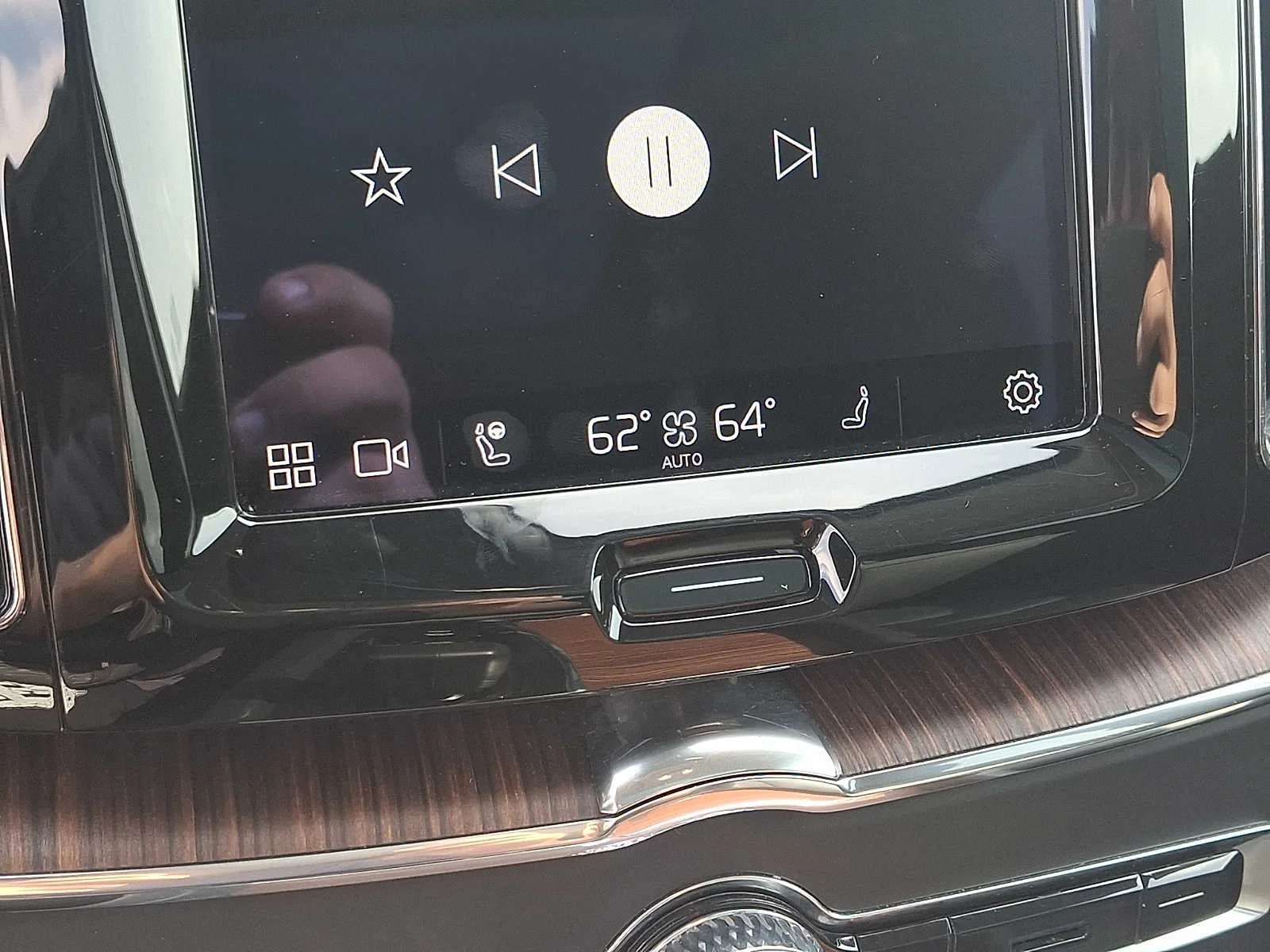2023 Volvo XC60 Plus - Photo 16