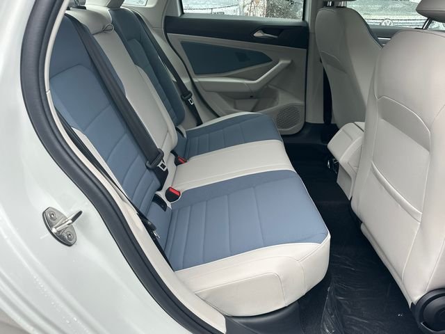 New 2026 White Volkswagen 1.5T SE image 15
