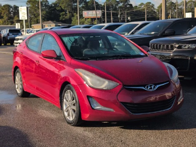 Used 2016 Red Hyundai SE image 7