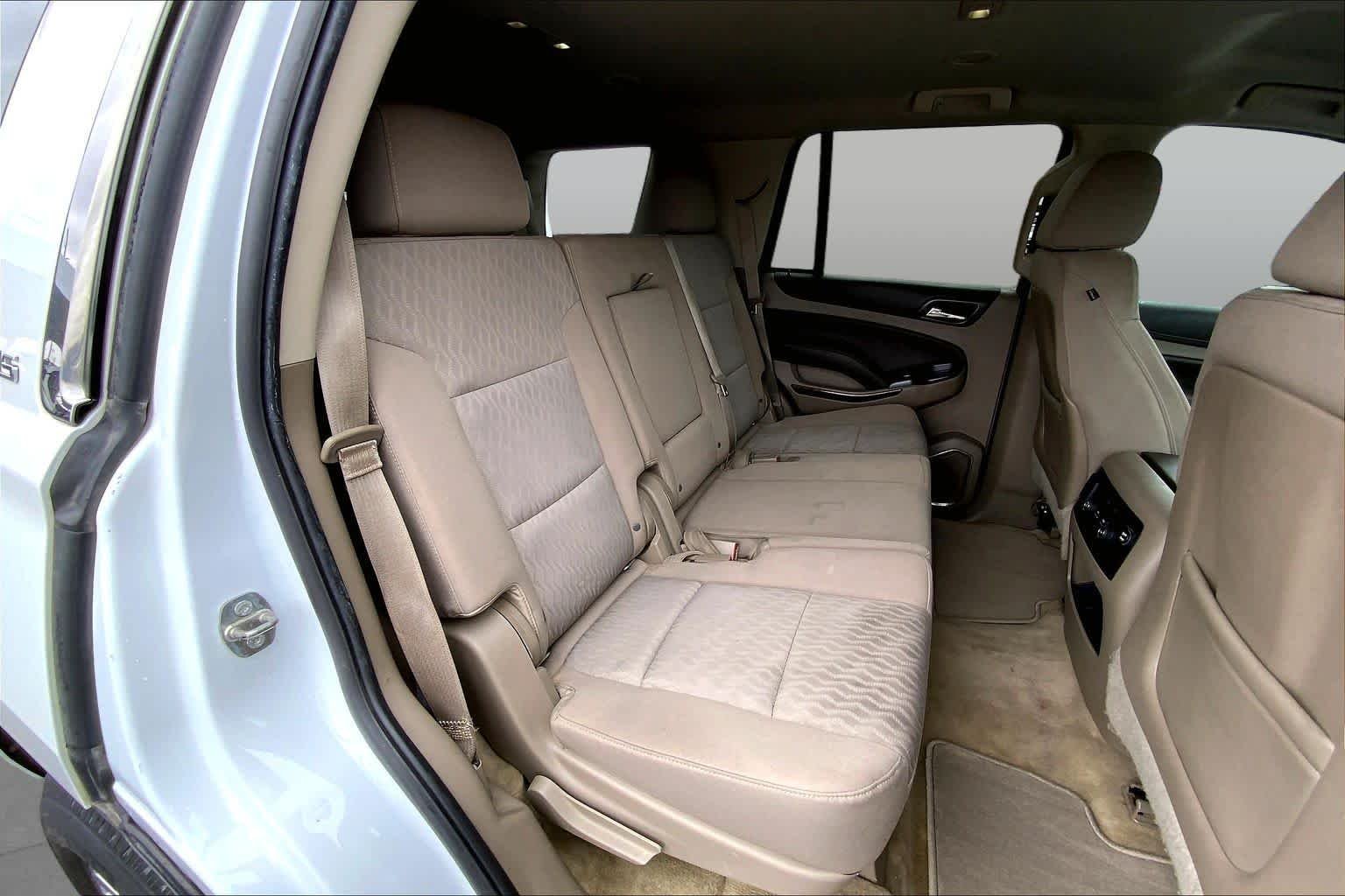Used 2015 Summit White Chevrolet LS image 19