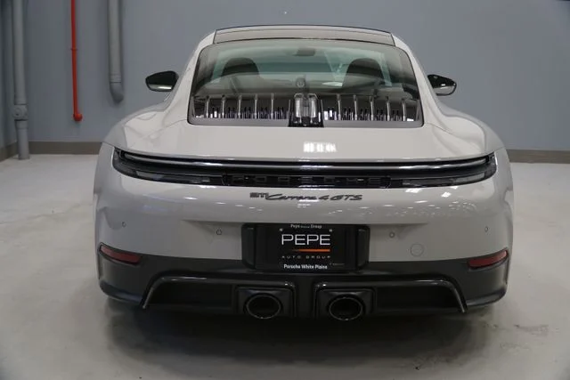 New 2026  Porsche Carrera 4 GTS image 7
