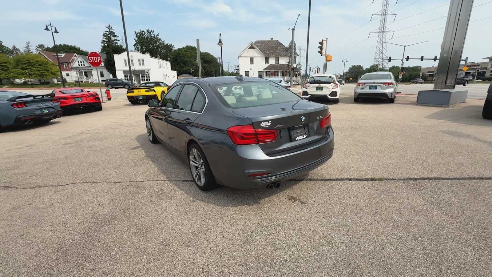 Used 2017 Gray BMW xDrive image 6